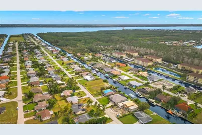 1936 Coral Point Dr, Cape Coral, FL 33990 - Photo 18