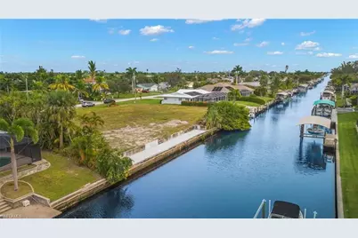 1936 Coral Point Dr, Cape Coral, FL 33990 - Photo 28