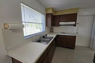 2829 SE 17th Ave, Cape Coral, FL 33904 - Photo 12