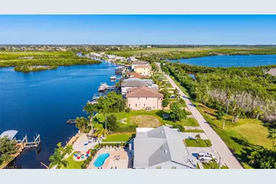 12190 Shoreview Dr, Matlacha, FL 33993 - Photo 8