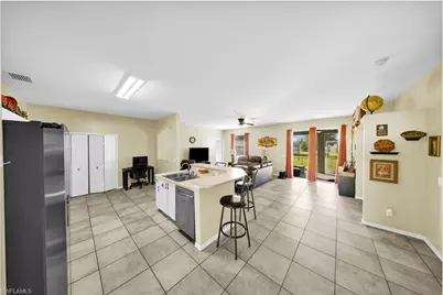 14090 Roof St, Fort Myers, FL 33905 - Photo 6