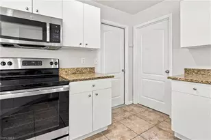 2509 41st St SW, Lehigh Acres, FL 33976 - Photo 20