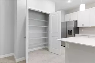 13 SW 34th Pl, Cape Coral, FL 33991 - Photo 10