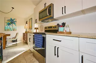 6513 W Royal Woods Dr, Fort Myers, FL 33908 - Photo 14