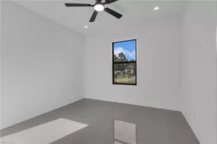 4042 NE 10th Pl, Cape Coral, FL 33909 - Photo 12
