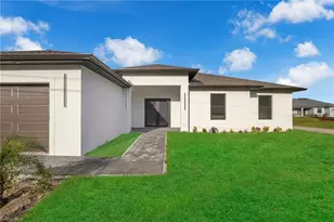 4042 NE 10th Pl, Cape Coral, FL 33909 - Photo 8