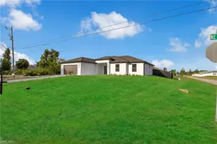 4042 NE 10th Pl, Cape Coral, FL 33909 - Photo 6