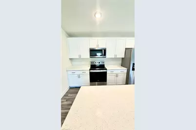 532 NW 18th Ave, Cape Coral, FL 33993 - Photo 4