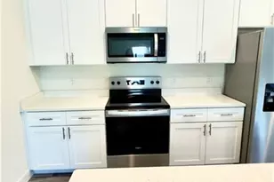 532 NW 18th Ave, Cape Coral, FL 33993 - Photo 4