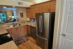 289 Robin Hood Cir, Naples, FL 34104 - Photo 24
