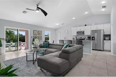 415 SW 31st Pl, Cape Coral, FL 33991 - Photo 8