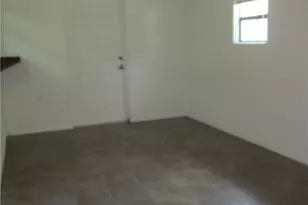 19486 Poppytree Ct, Lehigh Acres, FL 33936 - Photo 6