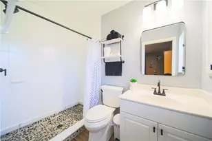 507 SE 8th Terrace, Cape Coral, FL 33990 - Photo 12