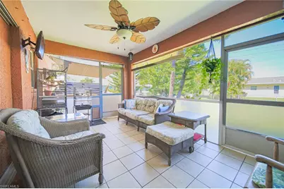 507 SE 8th Ter, Cape Coral, FL 33990 - Photo 16
