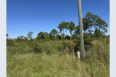 3506 71st St W, Lehigh Acres, FL 33971 - Photo 2