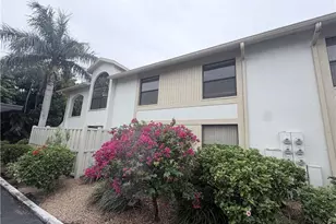 13205 Whitehaven Ln, Fort Myers, FL 33966 - Photo 4