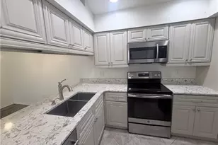 13205 Whitehaven Ln, Fort Myers, FL 33966 - Photo 8