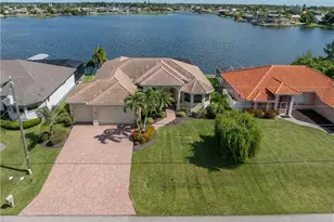 1025 SW 6th Ave, Cape Coral, FL 33991 - Photo 48