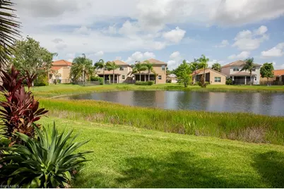 10324 Barberry Ln, Fort Myers, FL 33913 - Photo 16