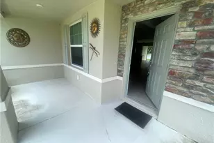 1733 SW 38th Ln, Cape Coral, FL 33914 - Photo 2