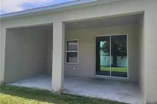 1733 SW 38th Ln, Cape Coral, FL 33914 - Photo 8