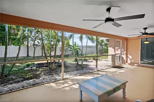 1424 SE 27th Terrace, Cape Coral, FL 33904 - Photo 4