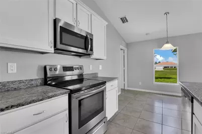 1736 NE 1st Ave, Cape Coral, FL 33909 - Photo 8