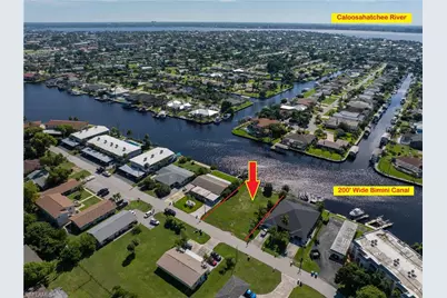 312 Tudor Dr, Cape Coral, FL 33904 - Photo 2