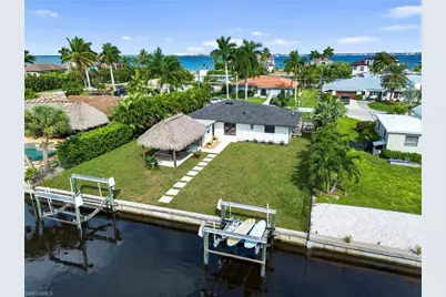 12755 Brewster Dr, Fort Myers, FL 33908 - Photo 34