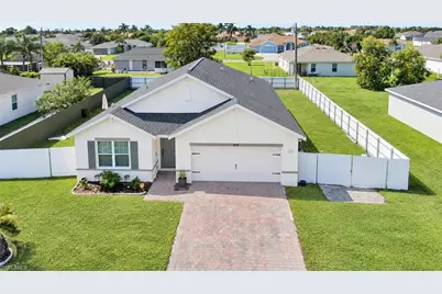2530 SW 9th Ave, Cape Coral, FL 33914 - Photo 2