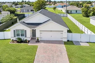 2530 SW 9th Ave, Cape Coral, FL 33914 - Photo 2
