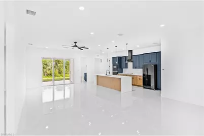 7020 Burma Cir, Labelle, FL 33935 - Photo 8