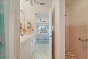 908 Vogiantzis Pkwy, Cape Coral, FL 33909 - Photo 20