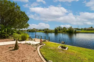 908 Vogiantzis Pkwy, Cape Coral, FL 33909 - Photo 26