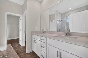 925 SW 6th Ct, Cape Coral, FL 33991 - Photo 18