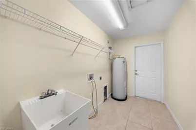 919 Berg St E, Lehigh Acres, FL 33974 - Photo 16