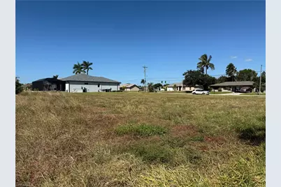 118 SW 31st Ter, Cape Coral, FL 33914 - Photo 8
