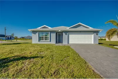 4302 NE 9th Ave, Cape Coral, FL 33909 - Photo 1