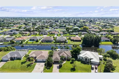 1426 SW 12th Ter, Cape Coral, FL 33991 - Photo 36