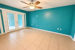 1937 SE 37th St, Cape Coral, FL 33904 - Photo 16