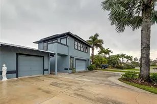 1937 SE 37th St, Cape Coral, FL 33904 - Photo 4