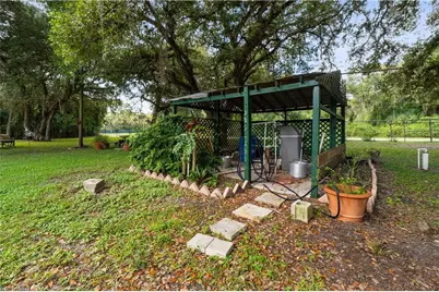 565 S Fronda St, Clewiston, FL 33440 - Photo 6