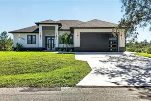 1501 W 13th St, Lehigh Acres, FL 33972 - Photo 2