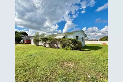 1419 Kimdale St E, Lehigh Acres, FL 33936 - Photo 38