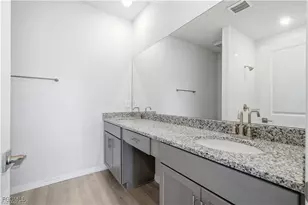 1112 NE 19th St, Cape Coral, FL 33909 - Photo 12