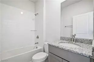 1112 NE 19th St, Cape Coral, FL 33909 - Photo 14