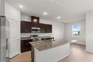 1414 NE 6th Ave, Cape Coral, FL 33909 - Photo 6