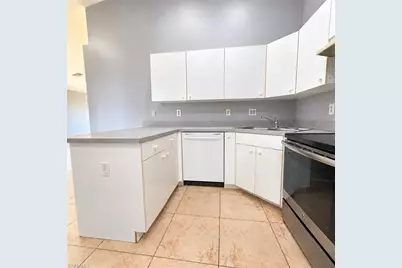 1214 NE 8th Pl, Cape Coral, FL 33909 - Photo 12