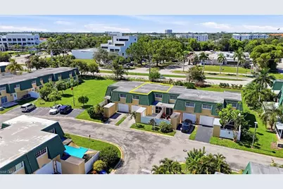 5837 Whiting Ct, Fort Myers, FL 33919 - Photo 4