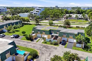 5837 Whiting Ct, Fort Myers, FL 33919 - Photo 4